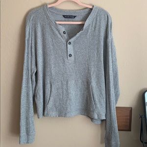 Abercrombie & Fitch Cropped Henley